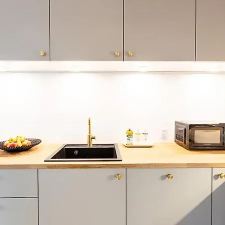 Fully Renovated In The Heart Of !!! * 코펜하겐